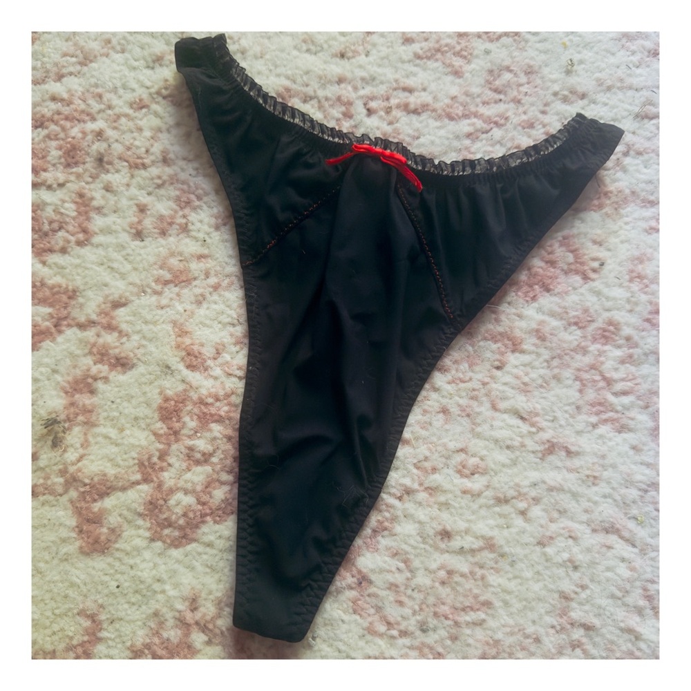 Y2K Janet Reger London Black & Red Thong Ruffle Detail, M/L, England Made, NWOT